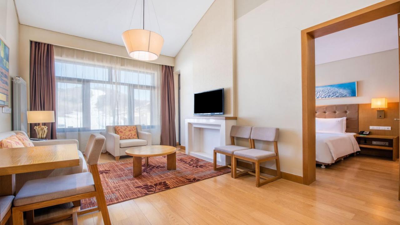 Fusong Wanda Jin Suites Changbaishan מראה חיצוני תמונה